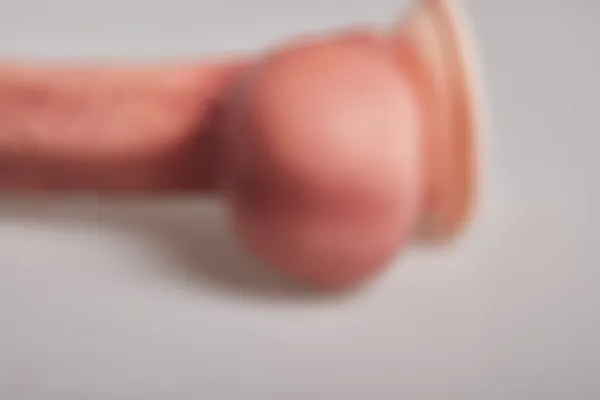 Realistischer Dildo - 16cm leicht gewölbt – Bild 19