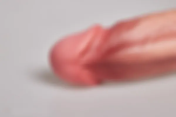 Realistischer Dildo - 16cm leicht gewölbt – Bild 17