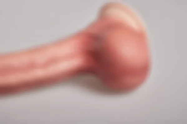 Realistischer Dildo - 16cm leicht gewölbt – Bild 18